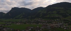 Archiv Foto Webcam Blick von Bichl auf Mayrhofen 19:00
