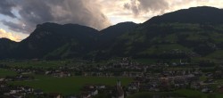Archiv Foto Webcam Blick von Bichl auf Mayrhofen 19:00