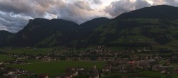 Archiv Foto Webcam Blick von Bichl auf Mayrhofen 19:00