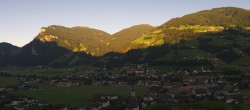 Archiv Foto Webcam Blick von Bichl auf Mayrhofen 05:00
