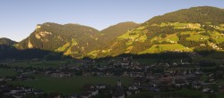 Archiv Foto Webcam Blick von Bichl auf Mayrhofen 06:00