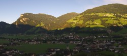 Archiv Foto Webcam Blick von Bichl auf Mayrhofen 06:00