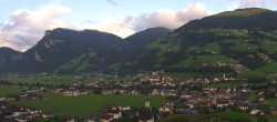 Archiv Foto Webcam Blick von Bichl auf Mayrhofen 05:00