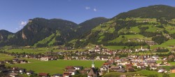 Archiv Foto Webcam Blick von Bichl auf Mayrhofen 09:00