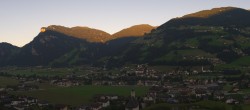 Archiv Foto Webcam Blick von Bichl auf Mayrhofen 05:00