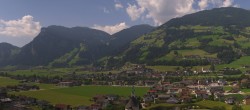 Archiv Foto Webcam Blick von Bichl auf Mayrhofen 11:00