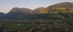 Archiv Foto Webcam Blick von Bichl auf Mayrhofen 06:00