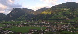 Archiv Foto Webcam Blick von Bichl auf Mayrhofen 06:00