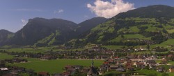 Archived image Webcam Panoramic View Mayrhofen 11:00