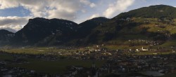 Archiv Foto Webcam Blick von Bichl auf Mayrhofen 09:00
