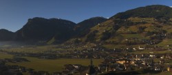 Archiv Foto Webcam Blick von Bichl auf Mayrhofen 10:00
