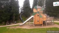 Archiv Foto Webcam Schmitten: Restaurant und Spielplatz Sonnkogel 11:00