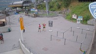 Archived image Webcam Charmonix: Planpraz Base Station 07:00