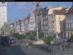 Archiv Foto Webcam Straubing: Blick auf den Stadtturm und Ludwigsplatz 08:00