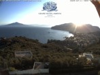 Archiv Foto Webcam Blick von Sorrento auf den Vesuv 05:00