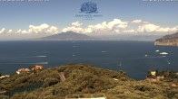 Archiv Foto Webcam Blick von Sorrento auf den Vesuv 13:00