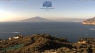 Archiv Foto Webcam Blick von Sorrento auf den Vesuv 17:00