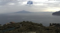 Archiv Foto Webcam Blick von Sorrento auf den Vesuv 05:00