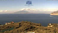 Archiv Foto Webcam Blick von Sorrento auf den Vesuv 15:00