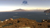 Archiv Foto Webcam Blick von Sorrento auf den Vesuv 09:00