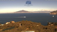 Archiv Foto Webcam Blick von Sorrento auf den Vesuv 11:00