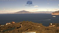 Archiv Foto Webcam Blick von Sorrento auf den Vesuv 13:00