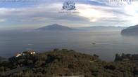 Archiv Foto Webcam Blick von Sorrento auf den Vesuv 07:00