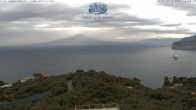 Archiv Foto Webcam Blick von Sorrento auf den Vesuv 09:00