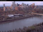 Archived image Webcam Edmonton: View Skyline 19:00