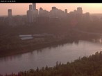 Archived image Webcam Edmonton: View Skyline 05:00