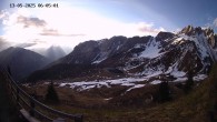 Archiv Foto Webcam Ladurns - Edelweißhütte 06:00