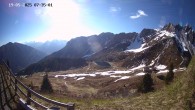 Archiv Foto Webcam Ladurns - Edelweißhütte 07:00