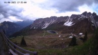 Archiv Foto Webcam Ladurns - Edelweißhütte 17:00