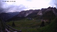 Archiv Foto Webcam Ladurns - Edelweißhütte 19:00