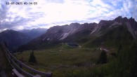 Archiv Foto Webcam Ladurns - Edelweißhütte 05:00