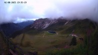 Archiv Foto Webcam Ladurns - Edelweißhütte 19:00