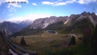 Archiv Foto Webcam Ladurns - Edelweißhütte 17:00