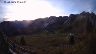 Archiv Foto Webcam Ladurns - Edelweißhütte 04:00
