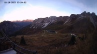 Archiv Foto Webcam Ladurns - Edelweißhütte 17:00
