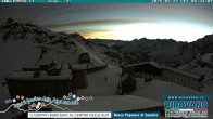 Archiv Foto Webcam Stilfserjoch, Albergo Quarto Pirovano 05:00