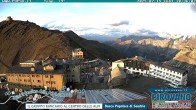 Archived image Webcam Passo Stelvio, Albergo Quarto Pirovano 19:00