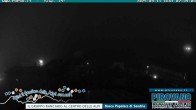 Archived image Webcam Passo Stelvio, Albergo Quarto Pirovano 23:00