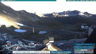 Archiv Foto Webcam Passhöhe Stilfserjoch, Valle del Braulio 05:00