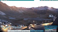 Archiv Foto Webcam Passhöhe Stilfserjoch, Valle del Braulio 05:00