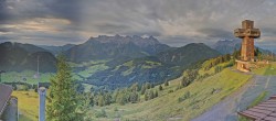Archiv Foto Webcam Jakobskreuz im Pillerseetal 19:00