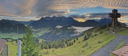 Archiv Foto Webcam Jakobskreuz im Pillerseetal 05:00