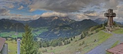 Archiv Foto Webcam Jakobskreuz im Pillerseetal 17:00