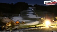 Archiv Foto Webcam Skiabfahrtshang im Schidorf Kirchbach 03:00