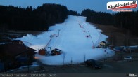 Archiv Foto Webcam Skiabfahrtshang im Schidorf Kirchbach 05:00