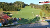 Archiv Foto Webcam Skiabfahrtshang im Schidorf Kirchbach 06:00